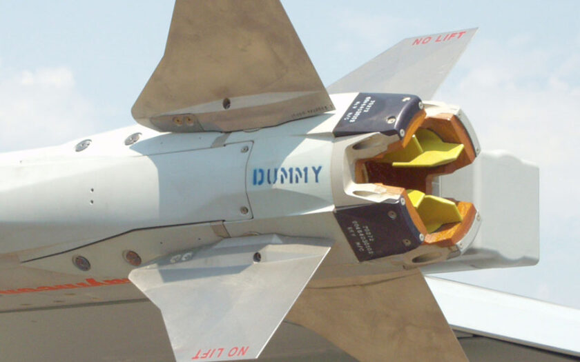 AIM-9X 燃氣舵