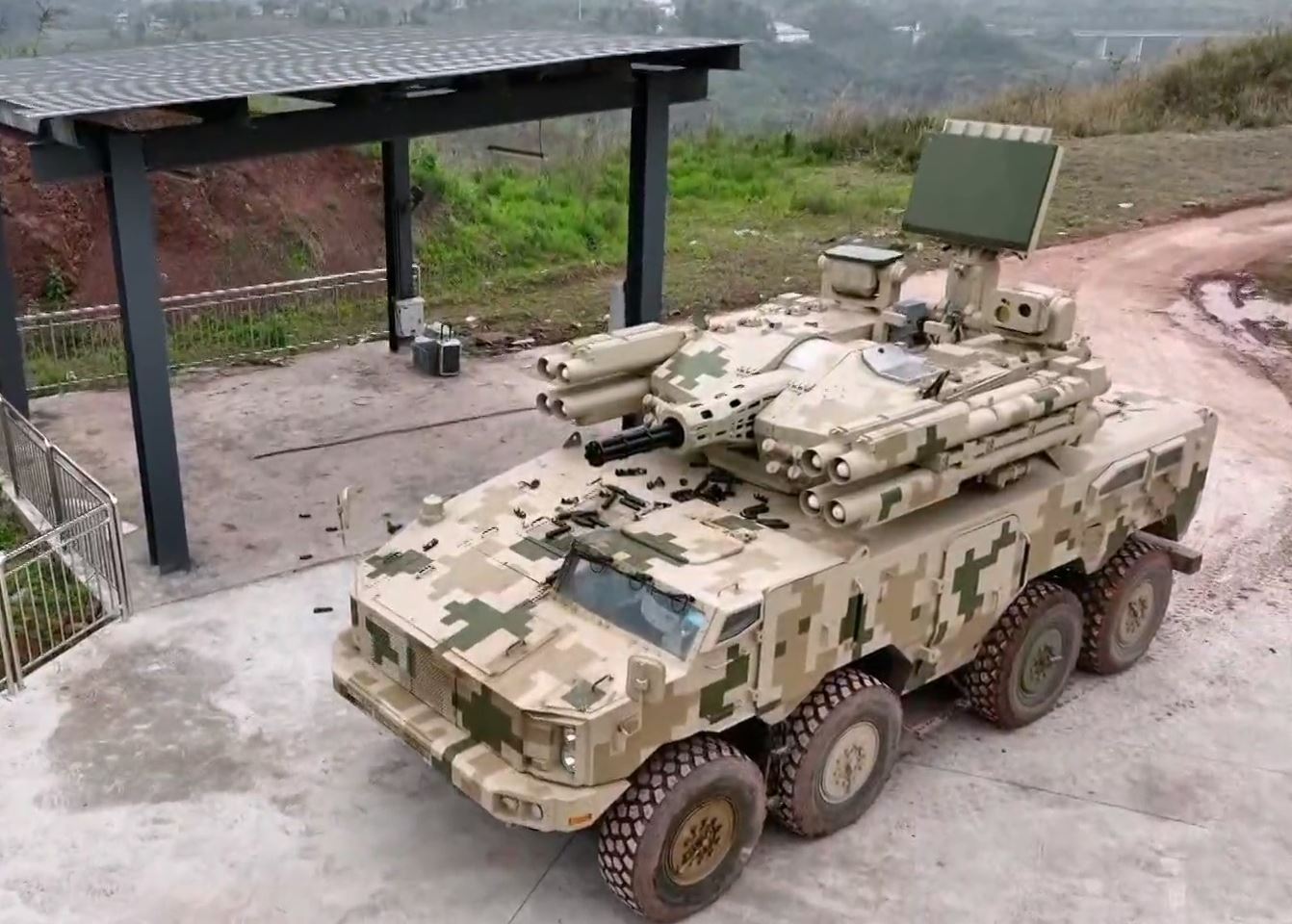 解放軍已成軍的PGL-625輪式近程防空系統